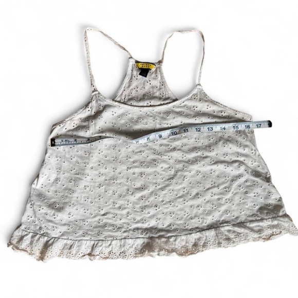 Prince & Fox White Floral Embroidered Top - Picture 5 of 7